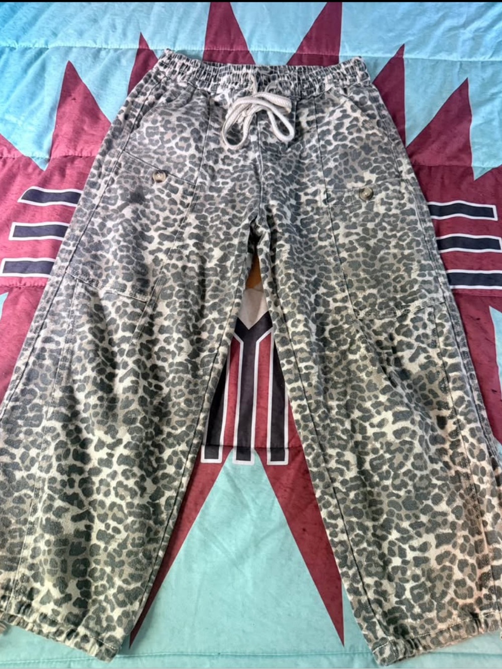 Women’s Gray Leopard Print Jogger Pants with Drawstring Waist